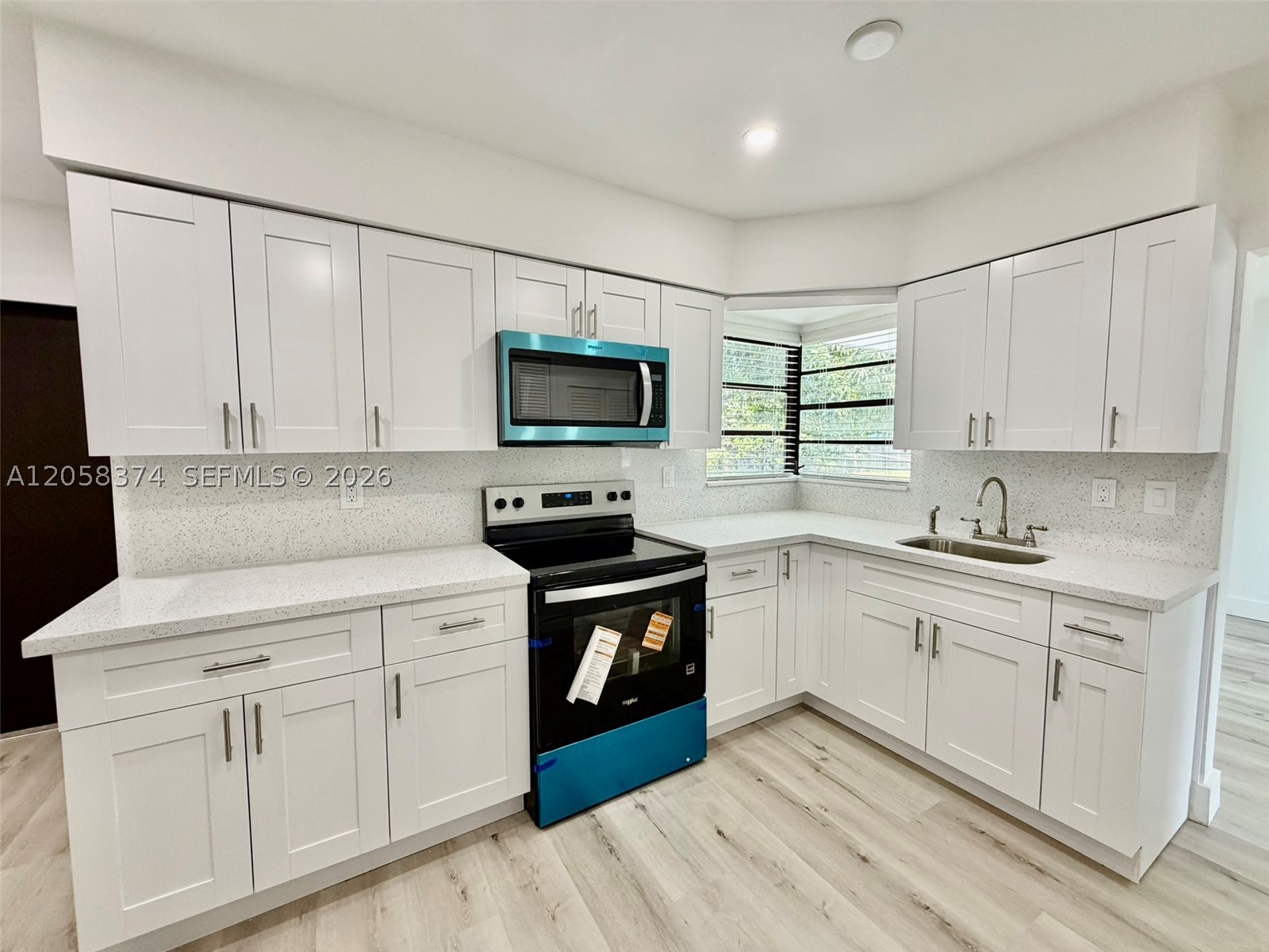 ANDREW MNR ESTS - Residential