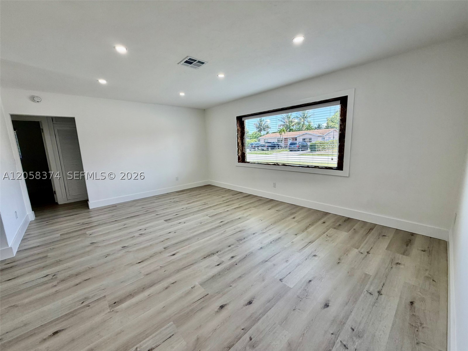 ANDREW MNR ESTS - Residential
