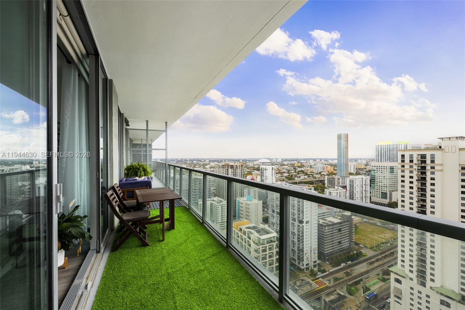 THE AXIS ON BRICKELL II C - Residential