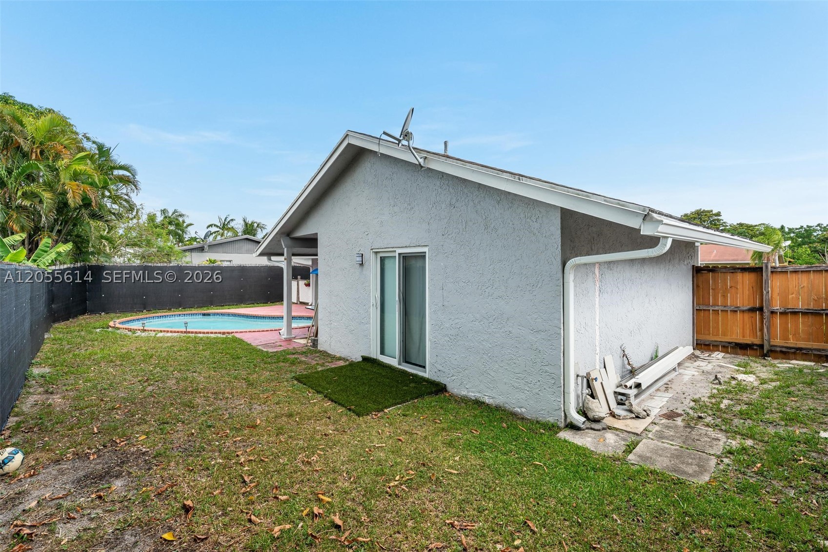 NORTH LAUDERDALE VILLAGE - Residential Lease
