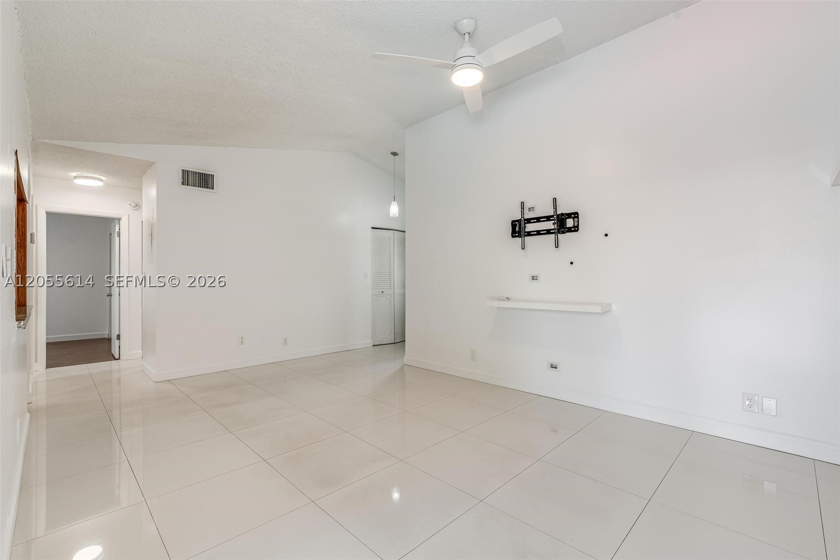 NORTH LAUDERDALE VILLAGE - Residential Lease