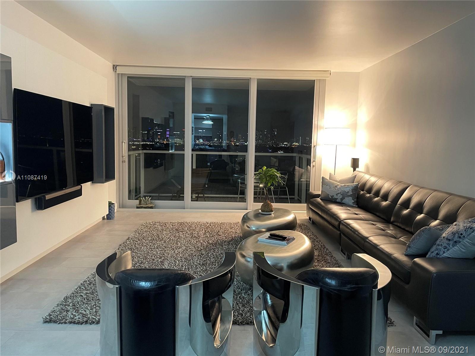 MIRADOR 1000 CONDO - Residential