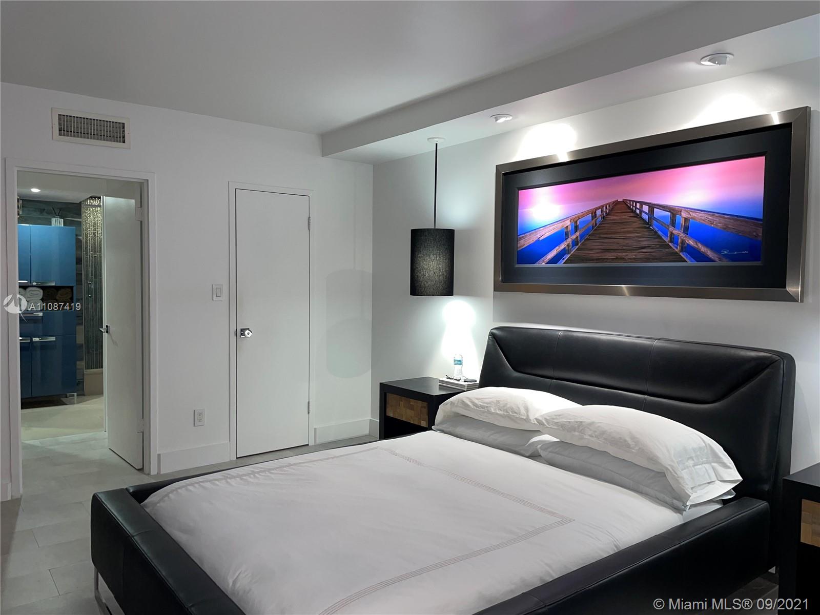 MIRADOR 1000 CONDO - Residential