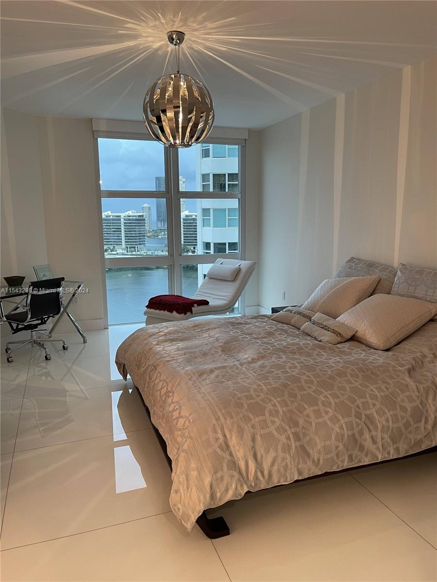 THE PENINSULA II CONDO - Residential Lease