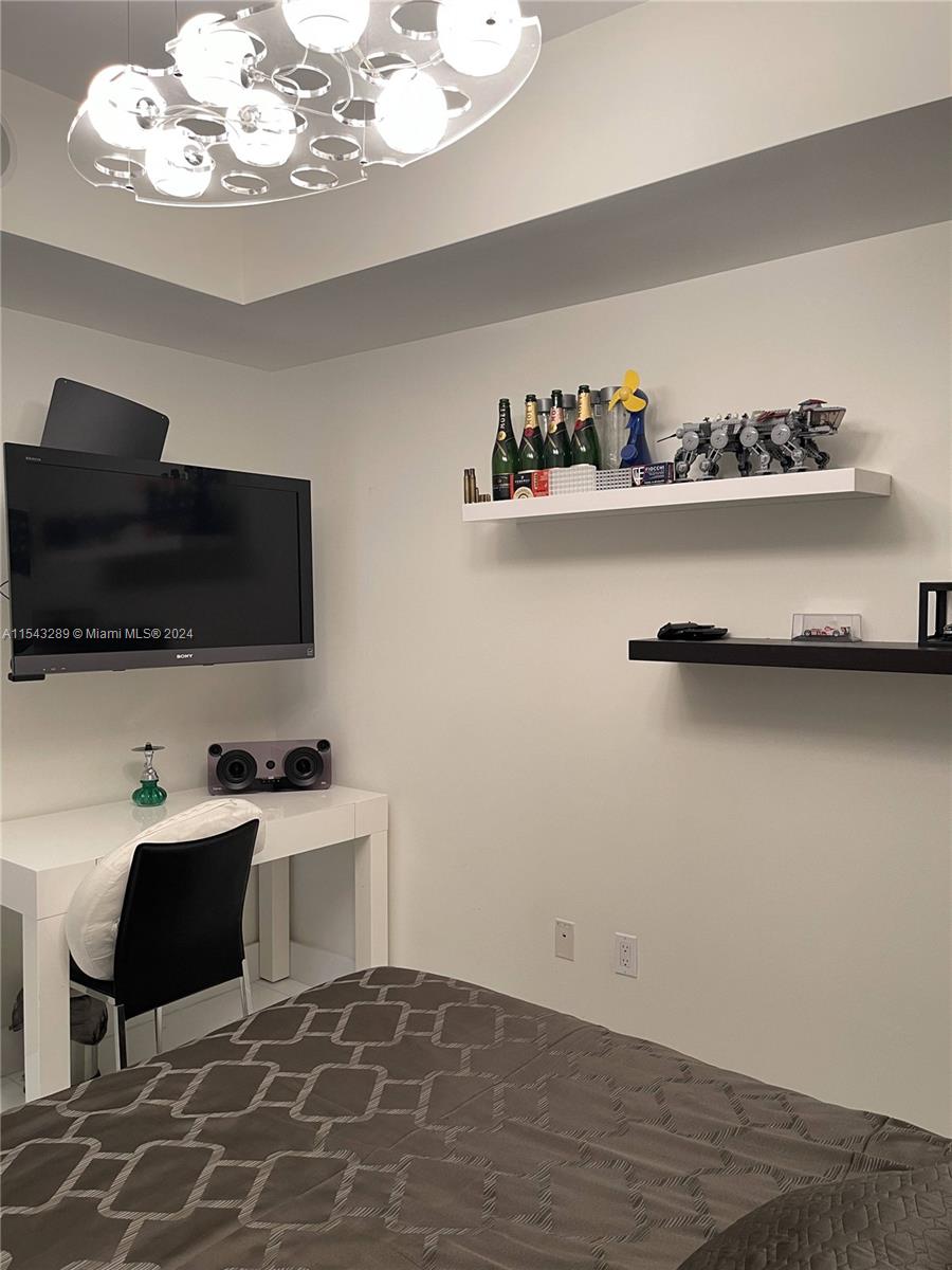 THE PENINSULA II CONDO - Residential Lease