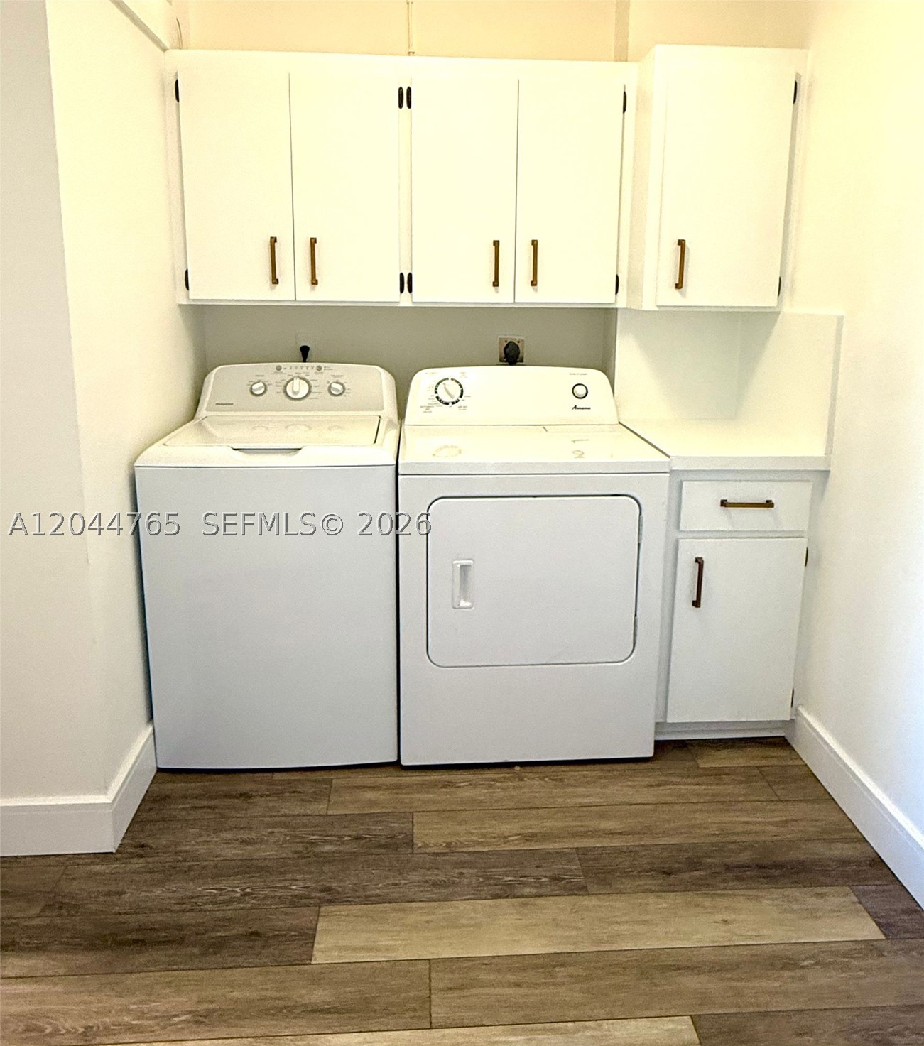 CONDO 25 OF WHITEHALL CON - Residential Lease