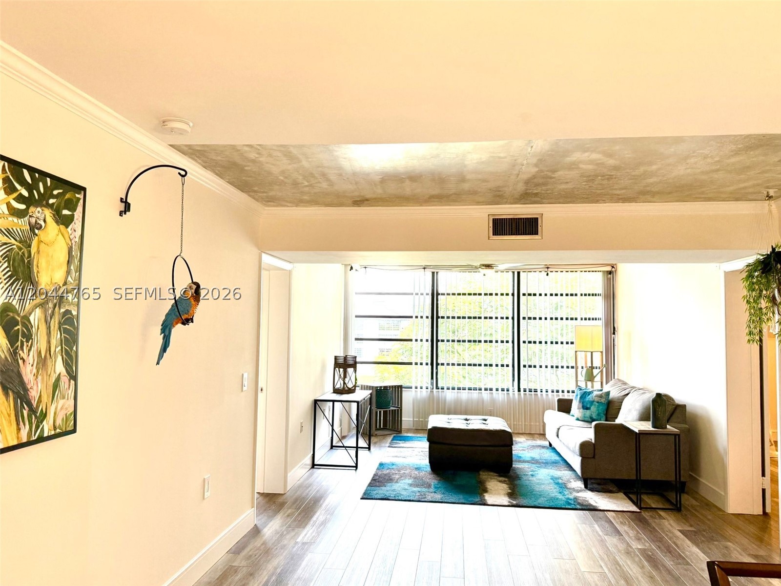 CONDO 25 OF WHITEHALL CON - Residential Lease