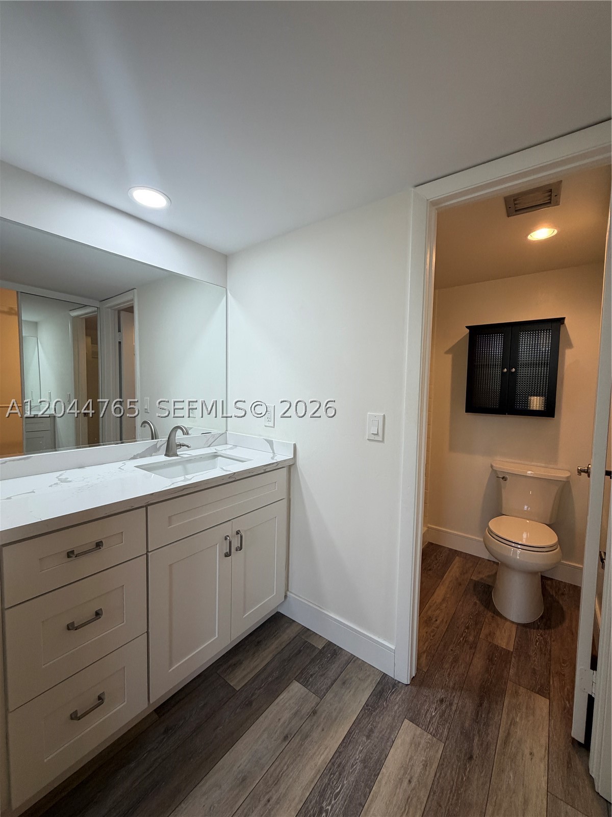 CONDO 25 OF WHITEHALL CON - Residential Lease