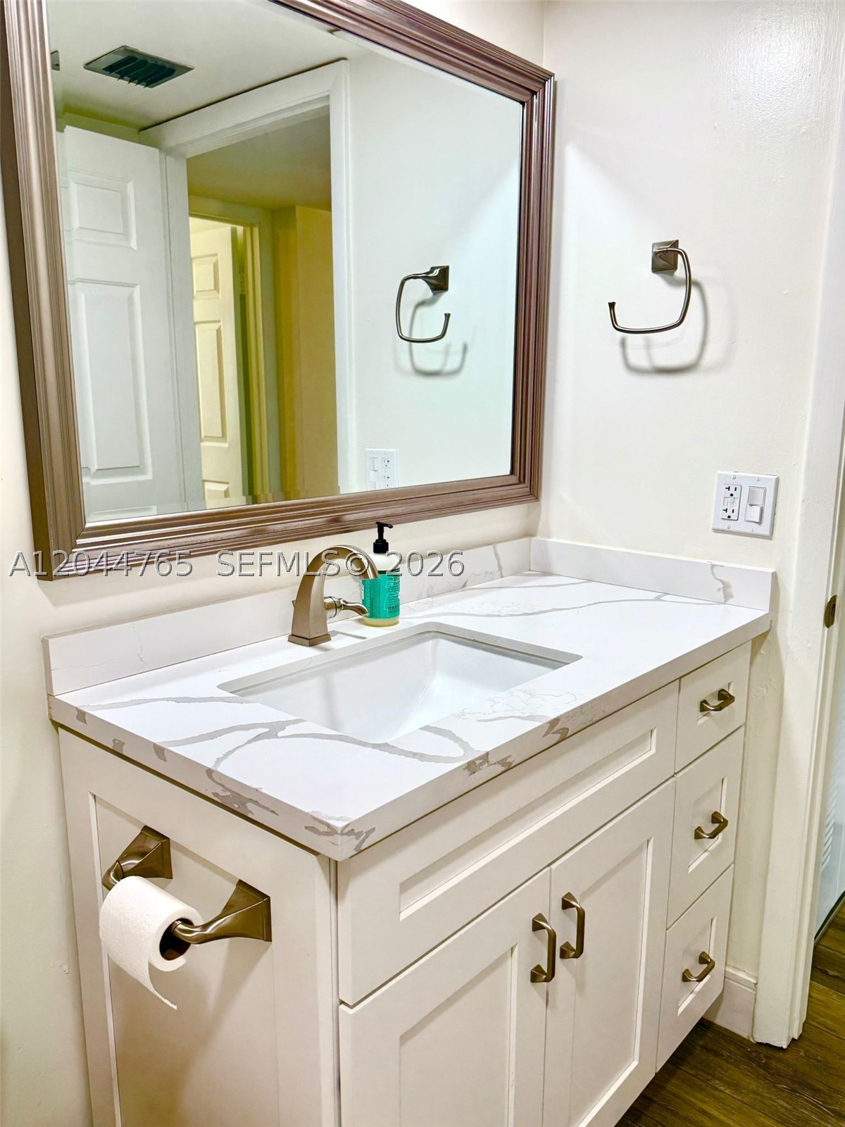 CONDO 25 OF WHITEHALL CON - Residential Lease