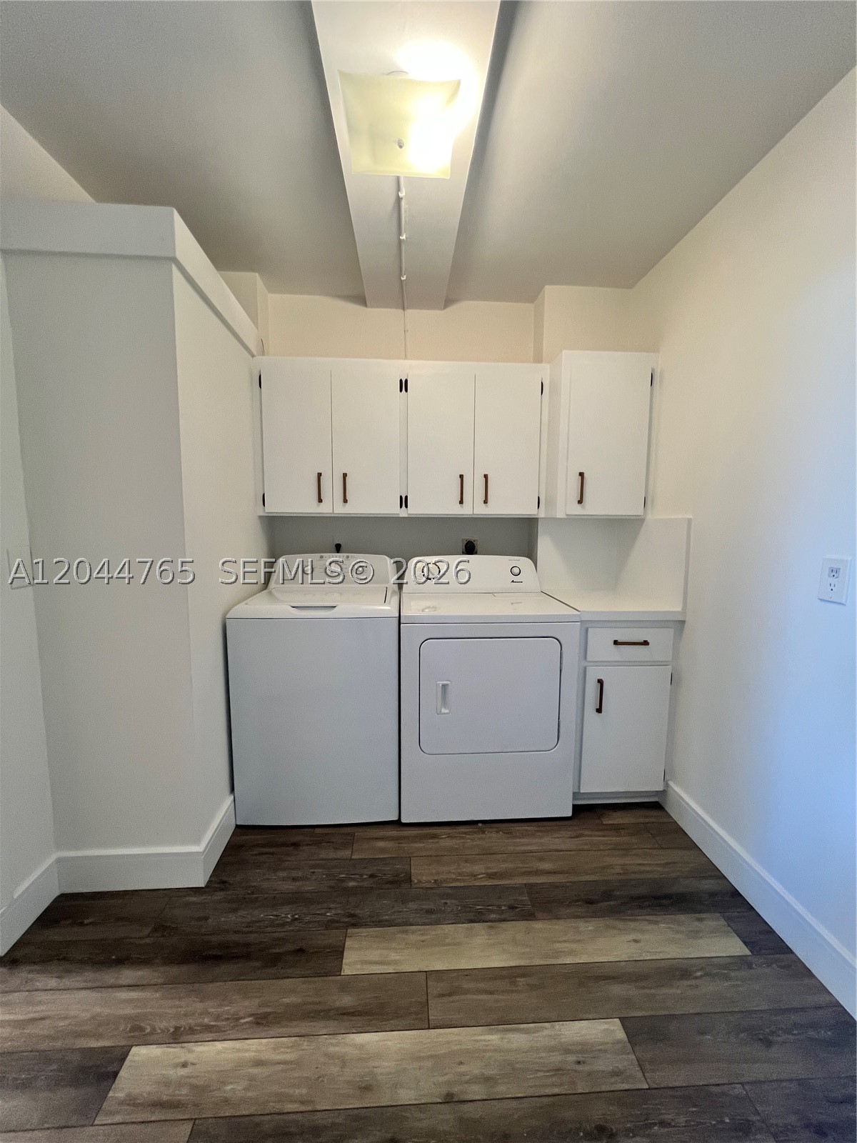 CONDO 25 OF WHITEHALL CON - Residential Lease
