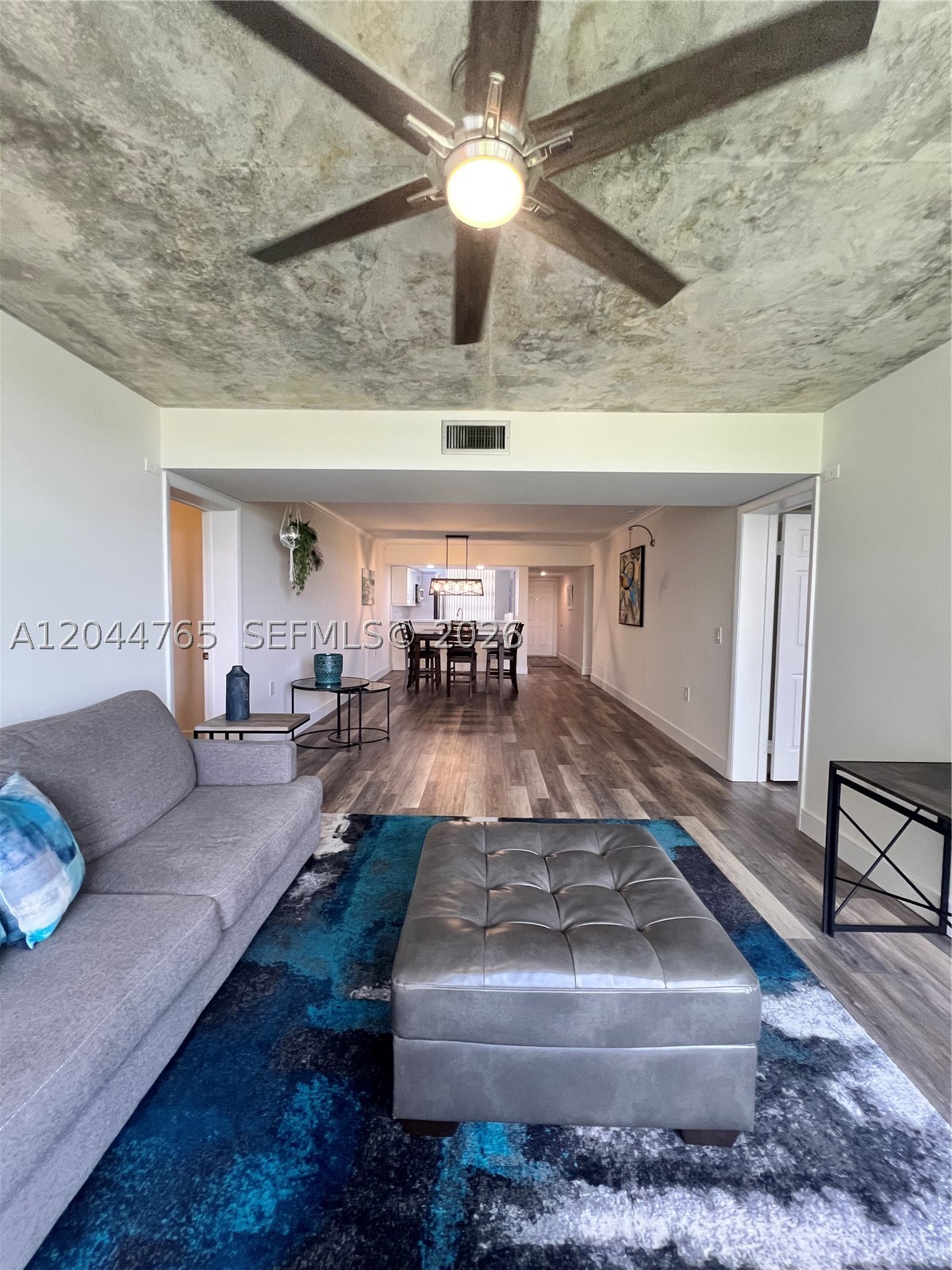 CONDO 25 OF WHITEHALL CON - Residential Lease