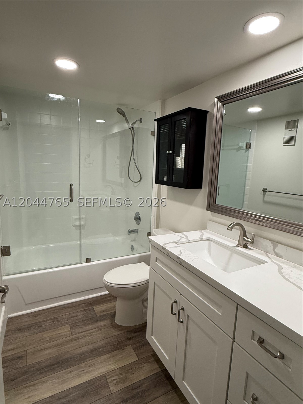 CONDO 25 OF WHITEHALL CON - Residential Lease