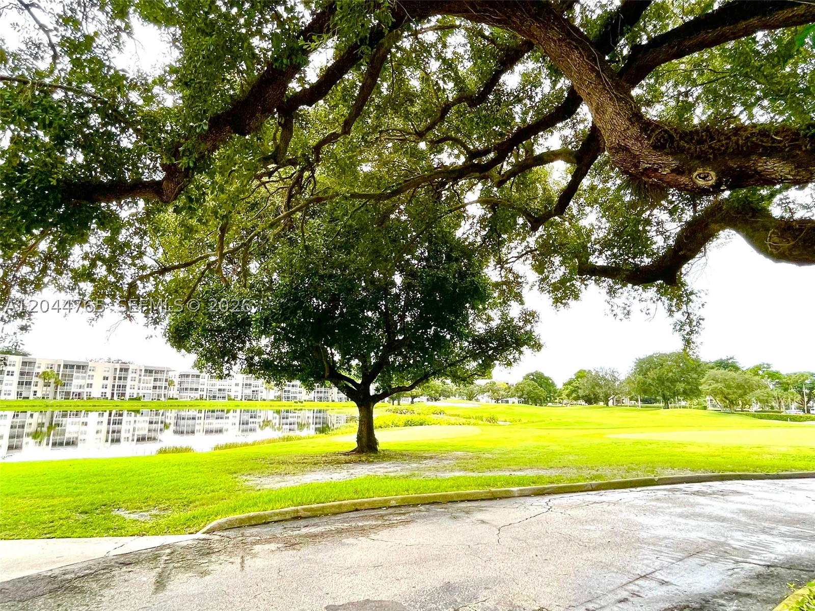 CONDO 25 OF WHITEHALL CON - Residential Lease