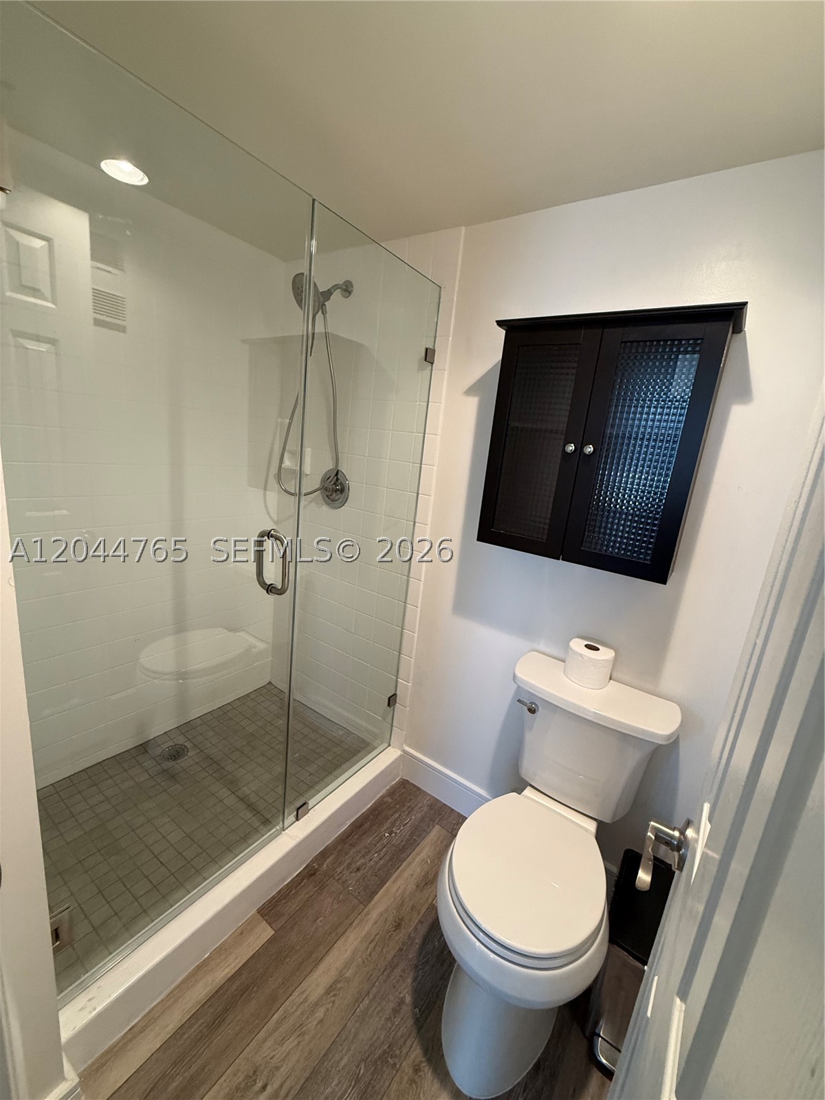 CONDO 25 OF WHITEHALL CON - Residential Lease