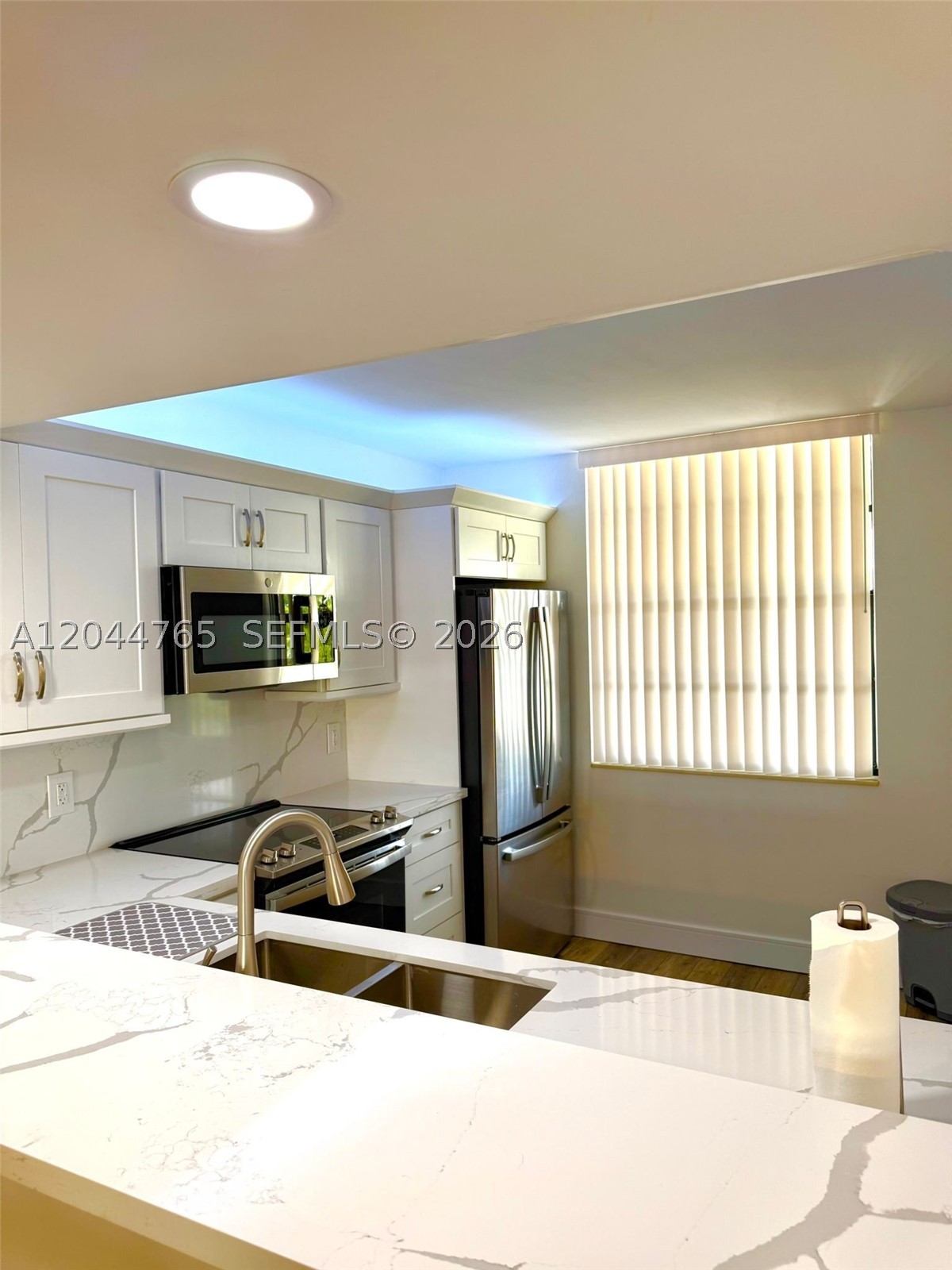 CONDO 25 OF WHITEHALL CON - Residential Lease