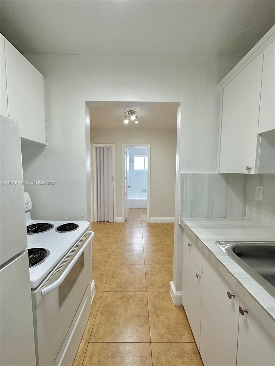 DOWDYS SUB - Residential Lease