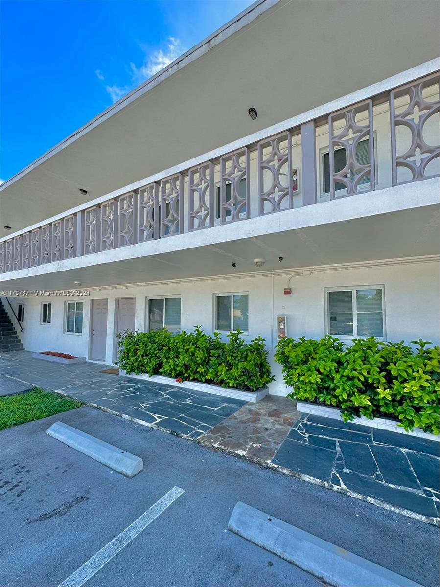 SPECIAL: 2.5x Rent to move in! TEXT the listing agent for showing instructions. Fully remodeled 2nd story unit featuring hurricane-resistant impact windows, a full kitchen, bathroom, living room, dining area, bedroom with closet, and more. RENT INCLUDES: Water, Trash, Landscaping, Two Parking Spaces. Pets OK. Laundromat 2 blocks away). Requirements: background check and proof of income. Located in a nice & quiet 12-unit complex. Professionally managed.