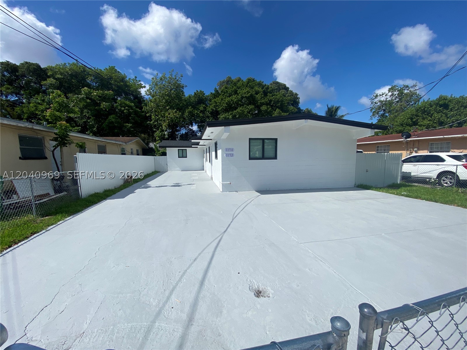 BON AIRE - Residential Lease