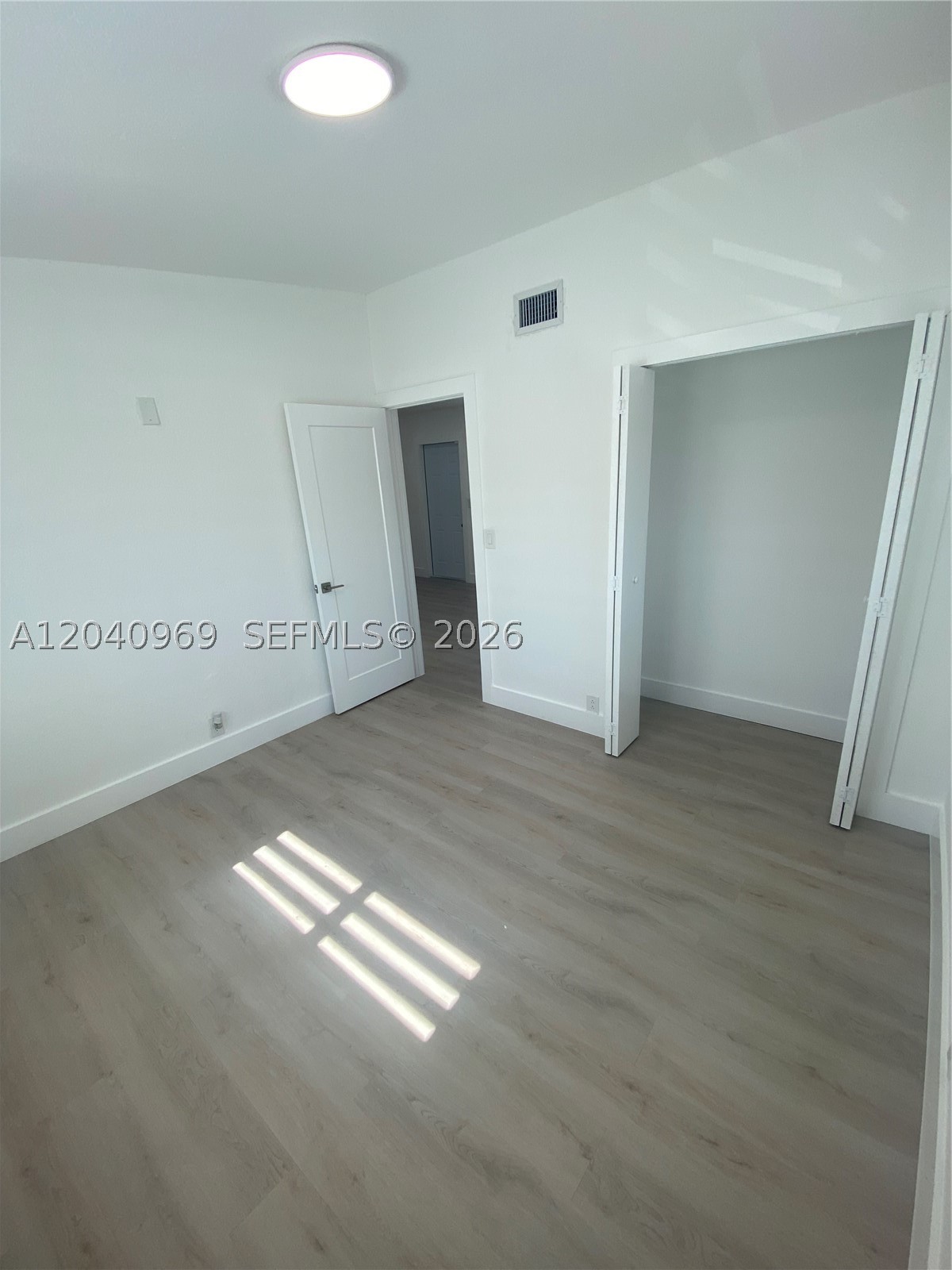 BON AIRE - Residential Lease