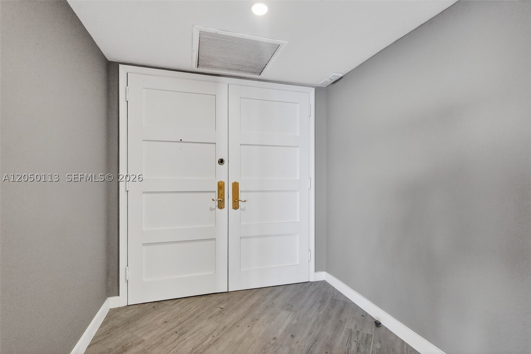 SANDS POINTE OCEAN BEACH - Residential Lease
