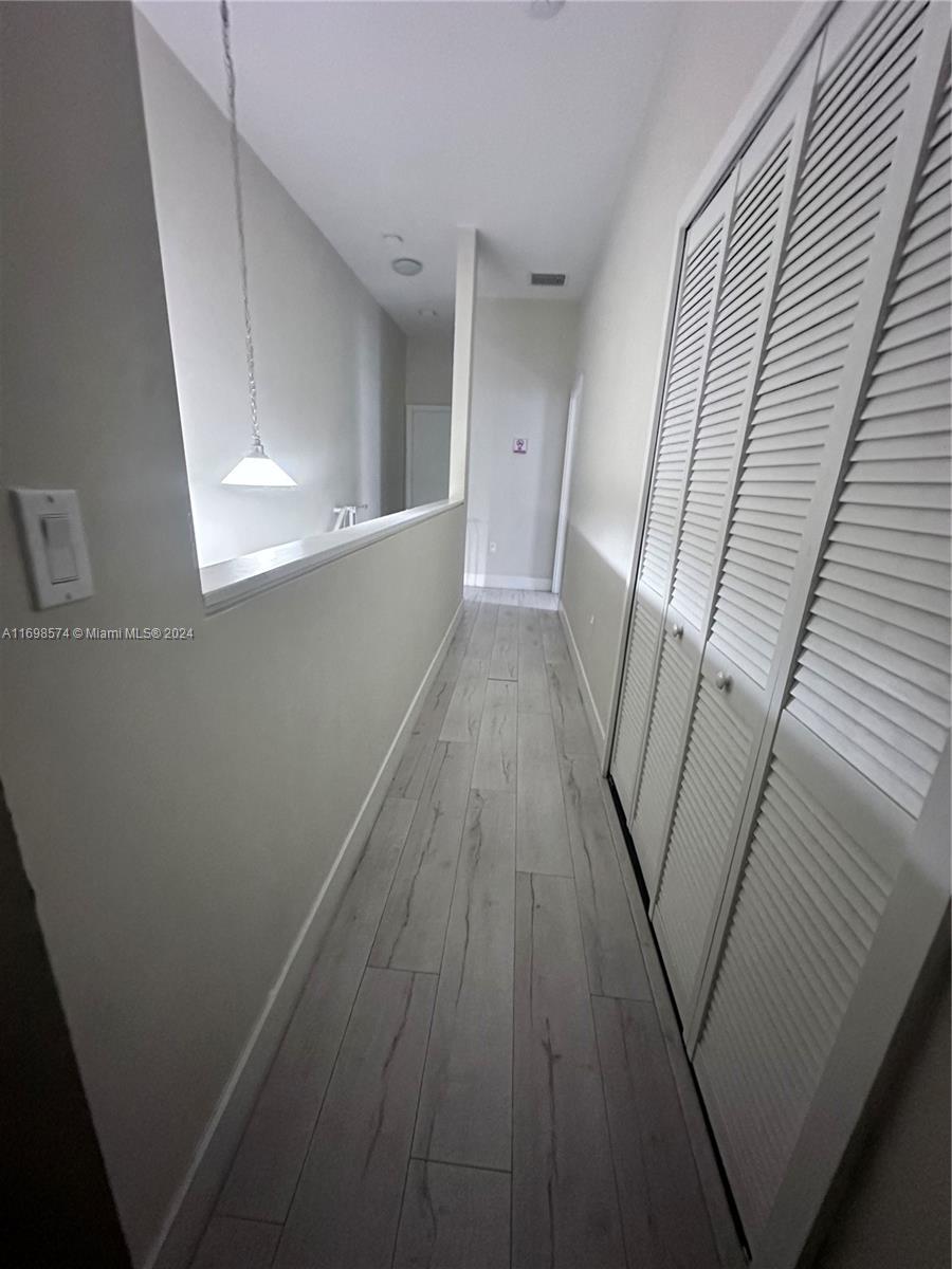 TAMIAMI LAWNS REV - Residential Lease