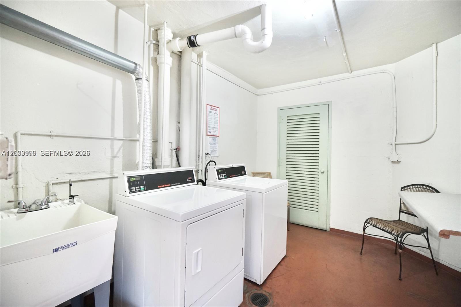 POINT EAST SEC 4 CONDO - Residential Lease