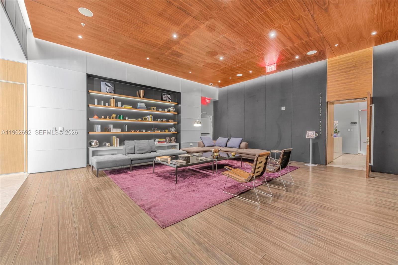 RISE CONDO - Residential