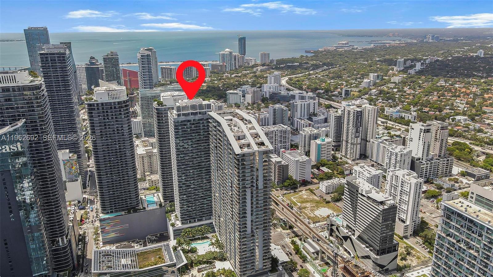 RISE CONDO - Residential
