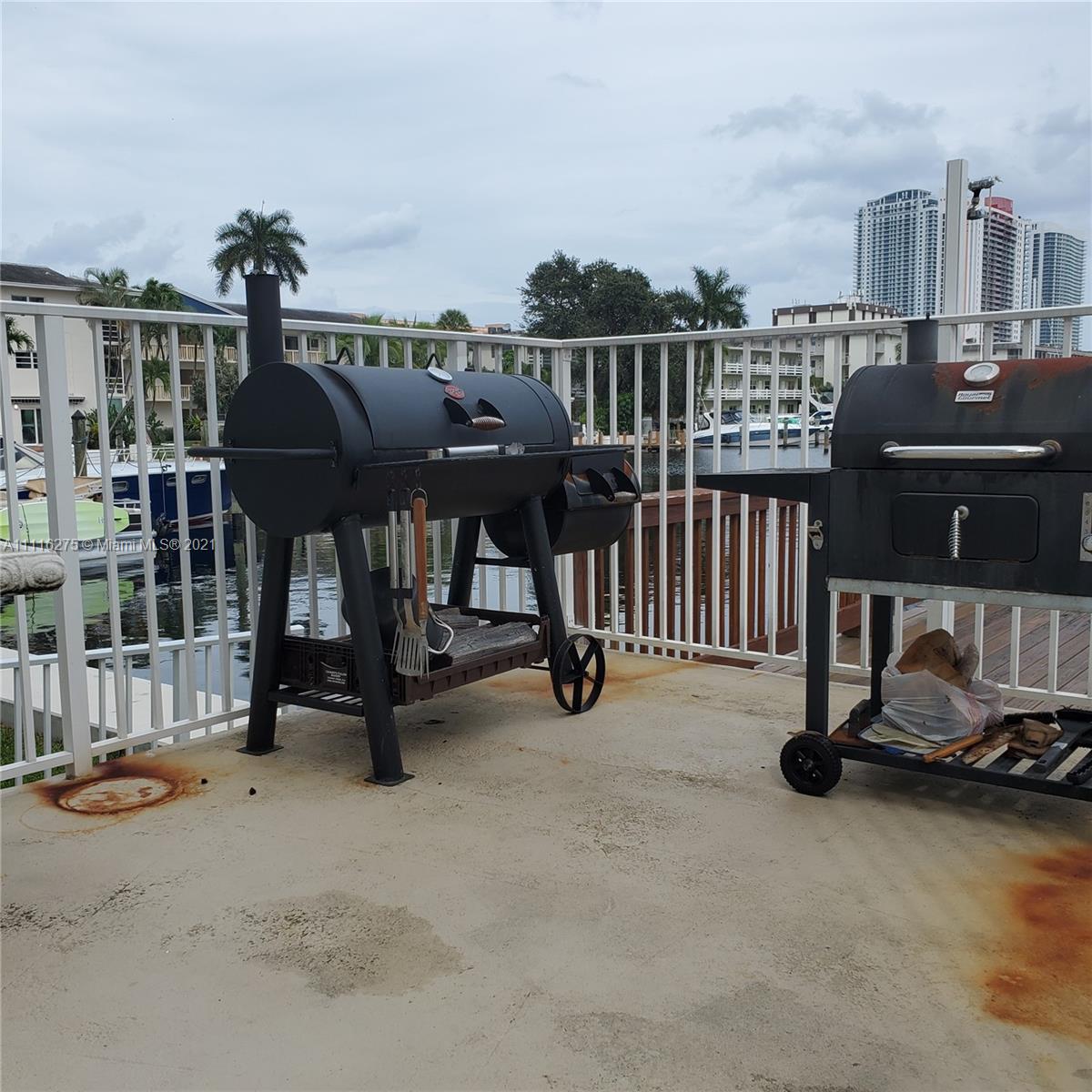 WOODLAKE APTS CONDO - Residential