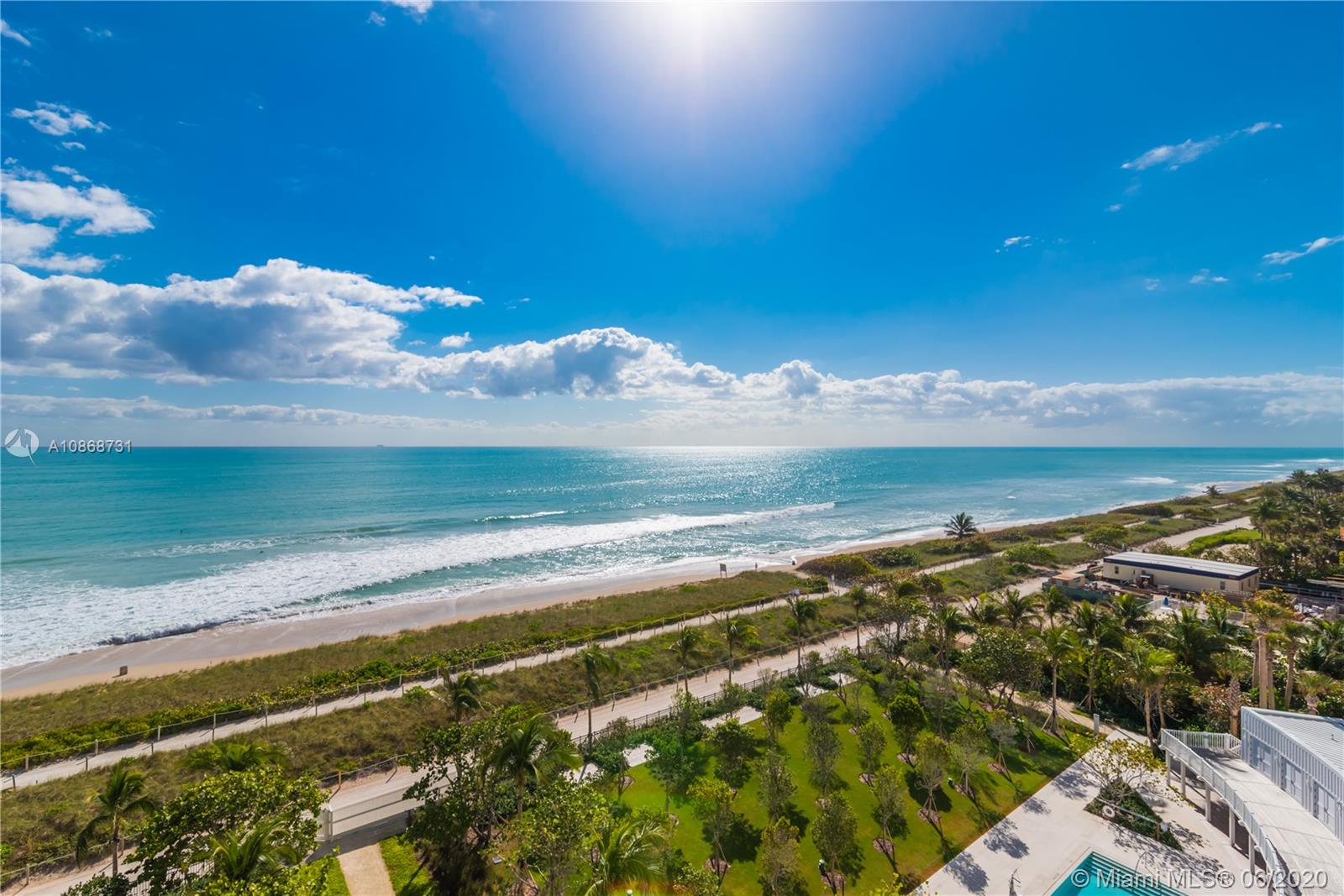 Surf Club Four Seasons - Residential