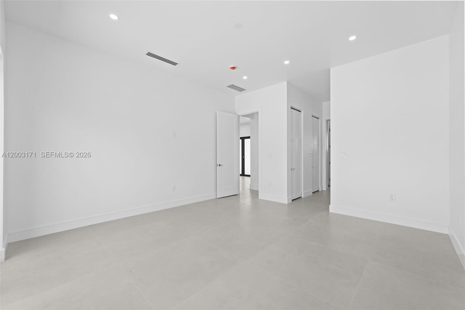 GIFFEN MANORS - Residential