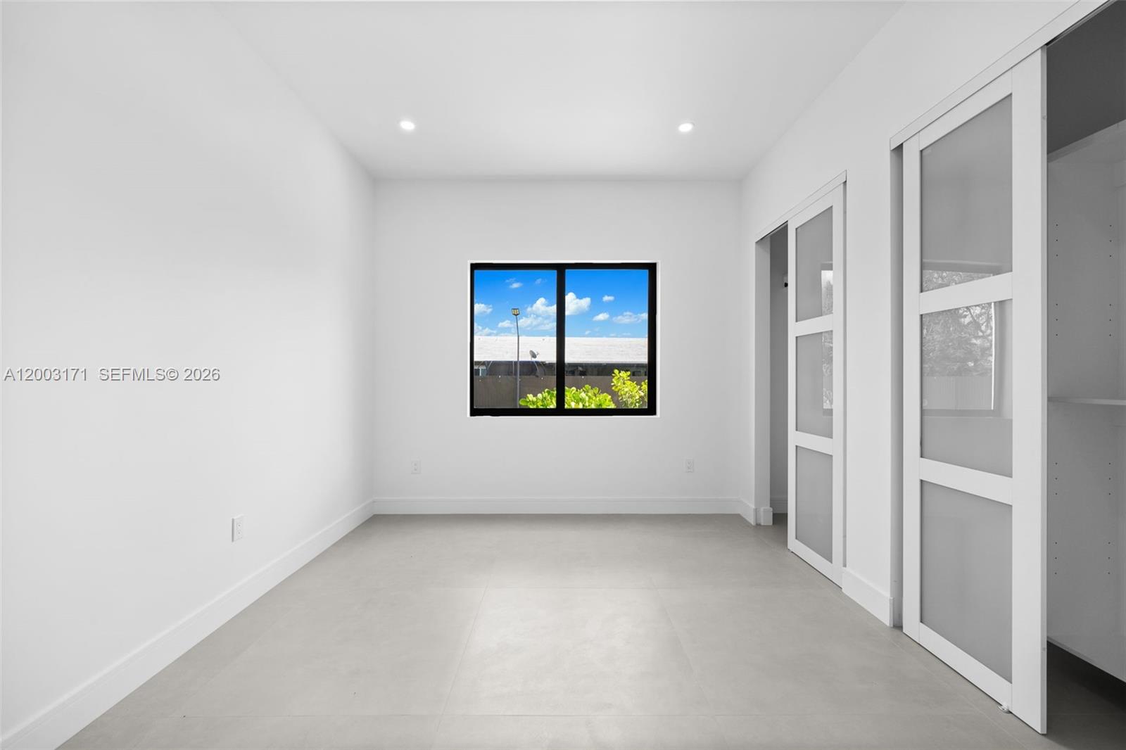 GIFFEN MANORS - Residential