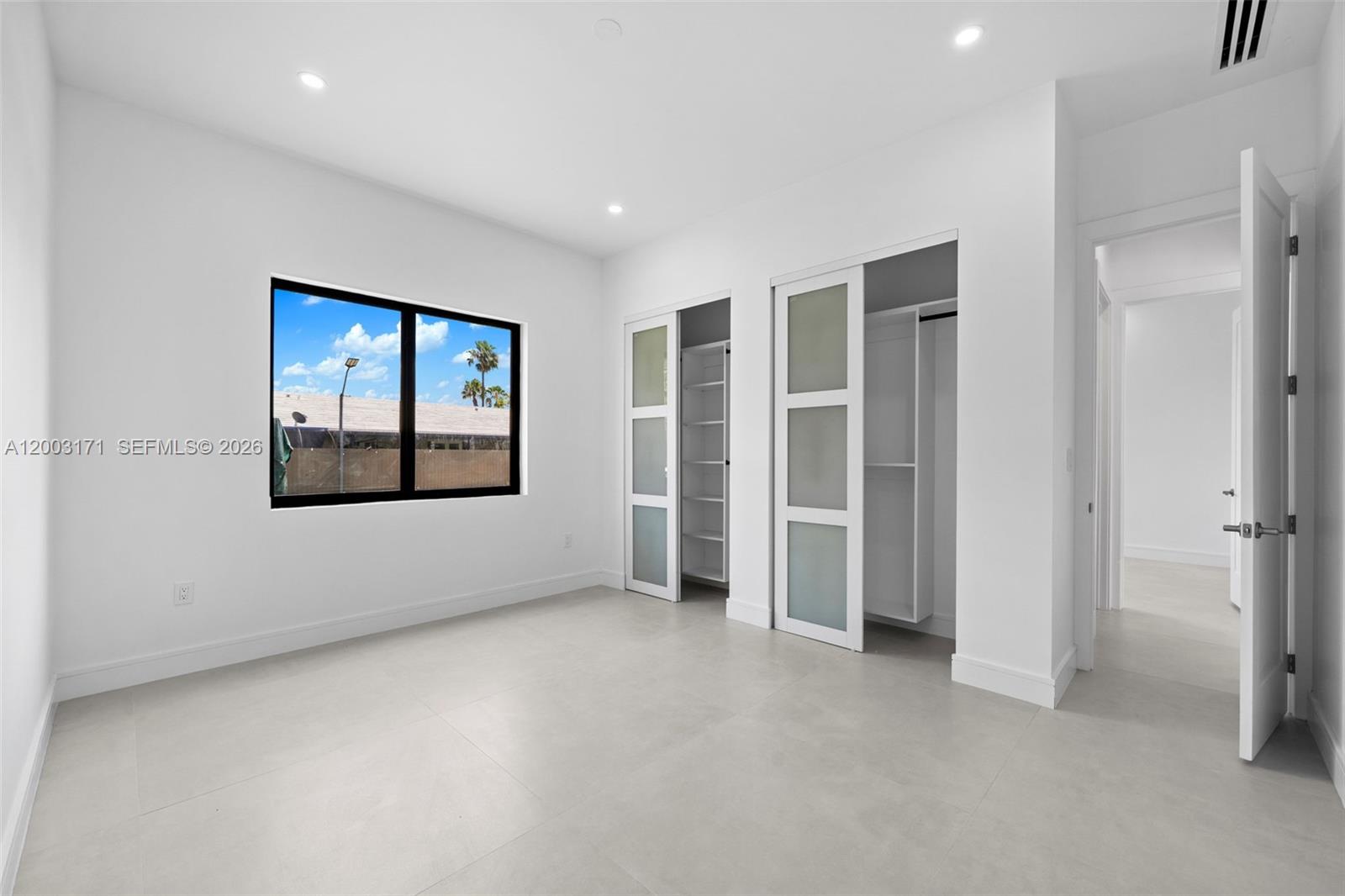 GIFFEN MANORS - Residential