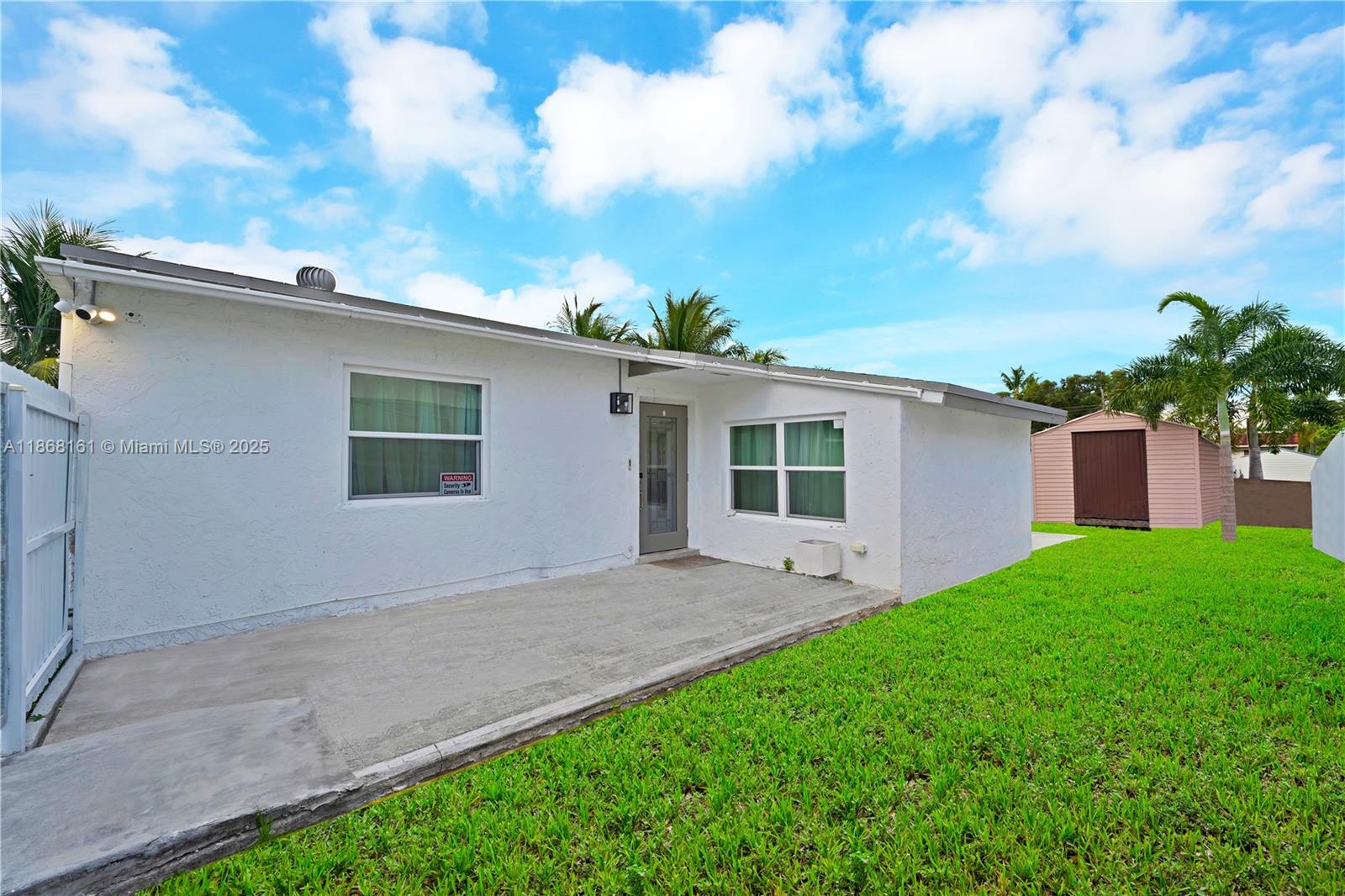 LOOK HOMESITES - Residential