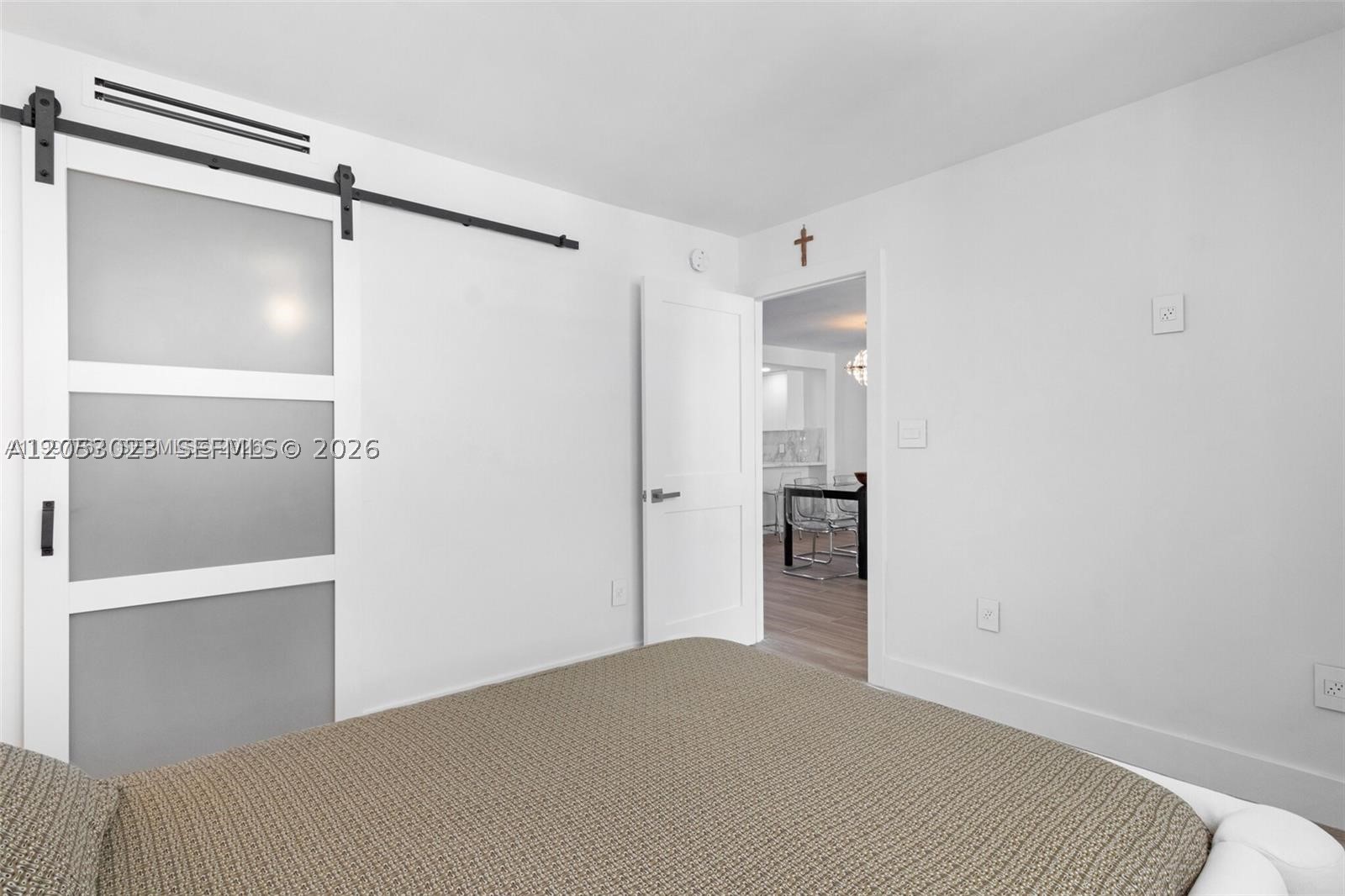 ARLEN BEACH CONDO - Residential