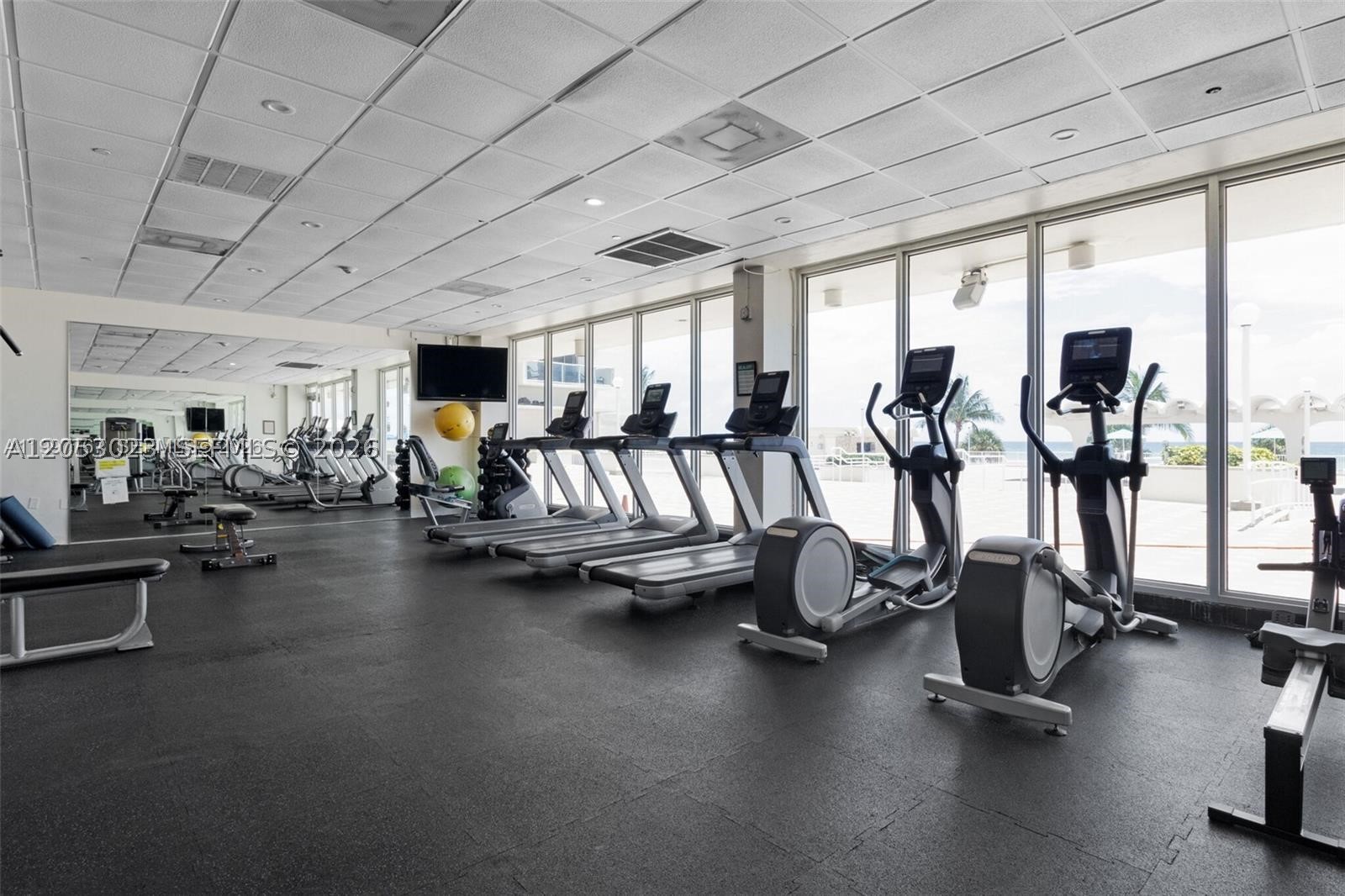ARLEN BEACH CONDO - Residential