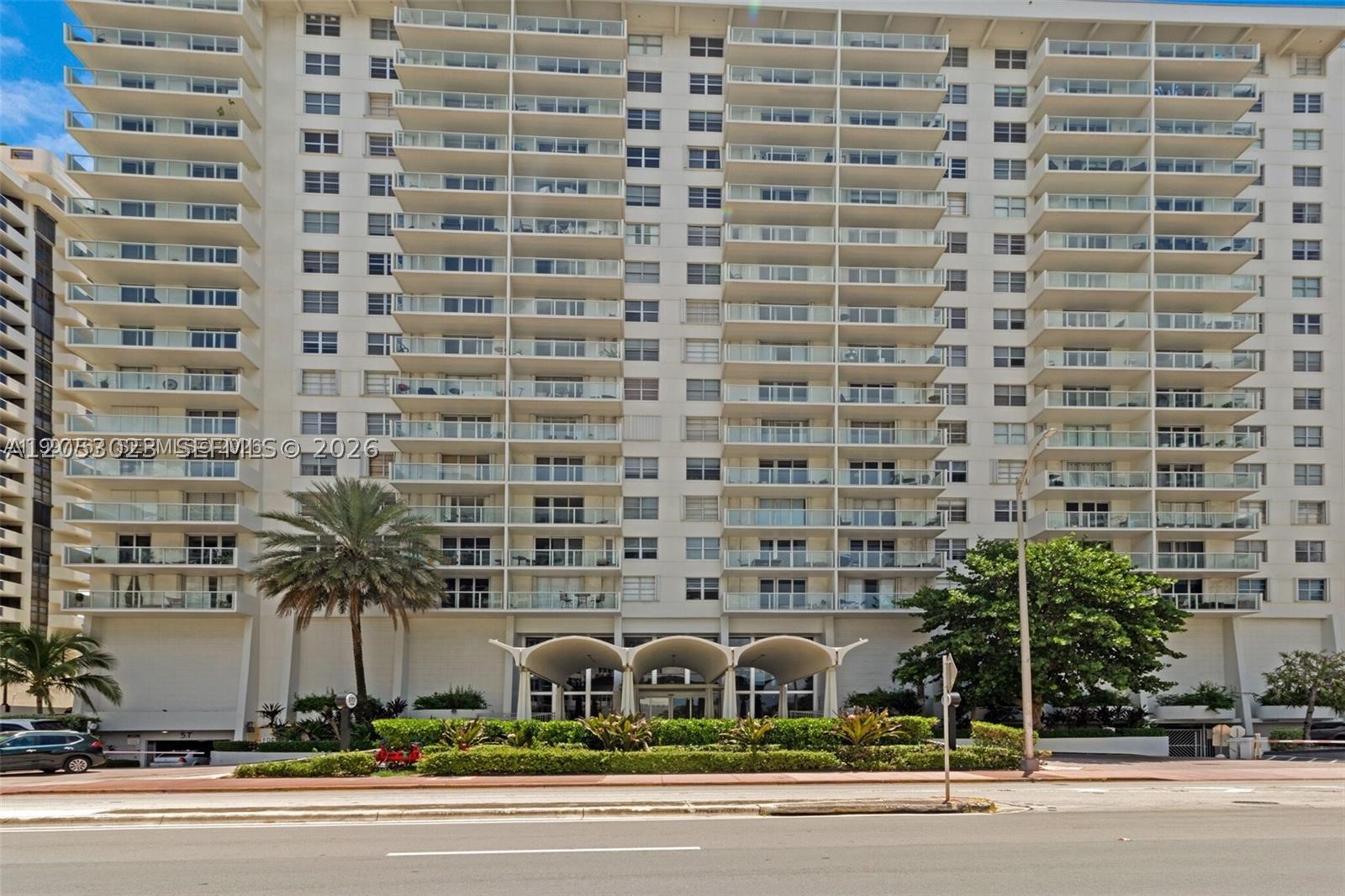 ARLEN BEACH CONDO - Residential