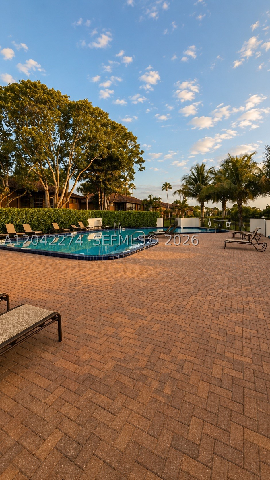 DORAL PK CO CLUB VILLAS C - Residential Lease