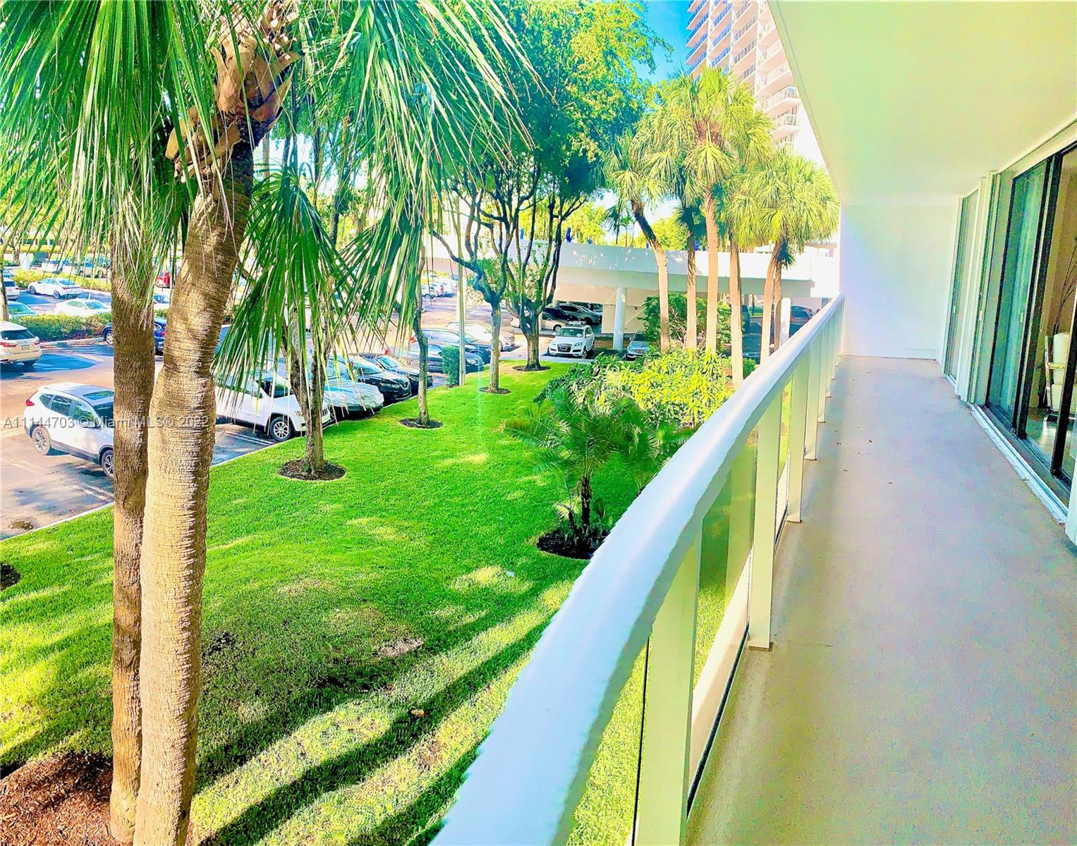 FLAMENCO CONDO TOWER I - Residential