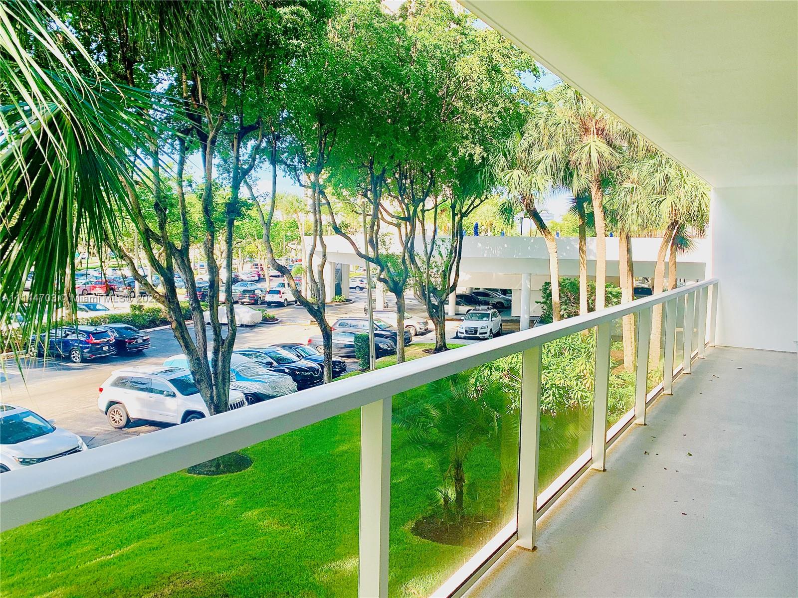 FLAMENCO CONDO TOWER I - Residential