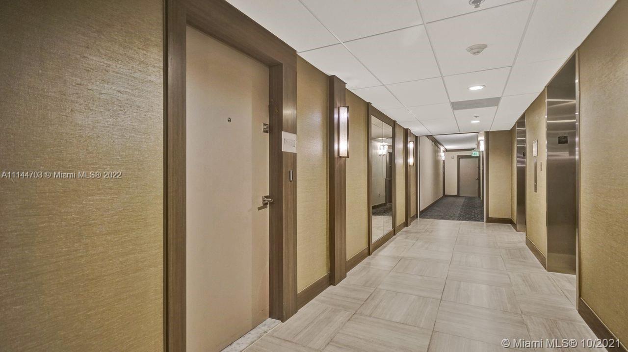 FLAMENCO CONDO TOWER I - Residential
