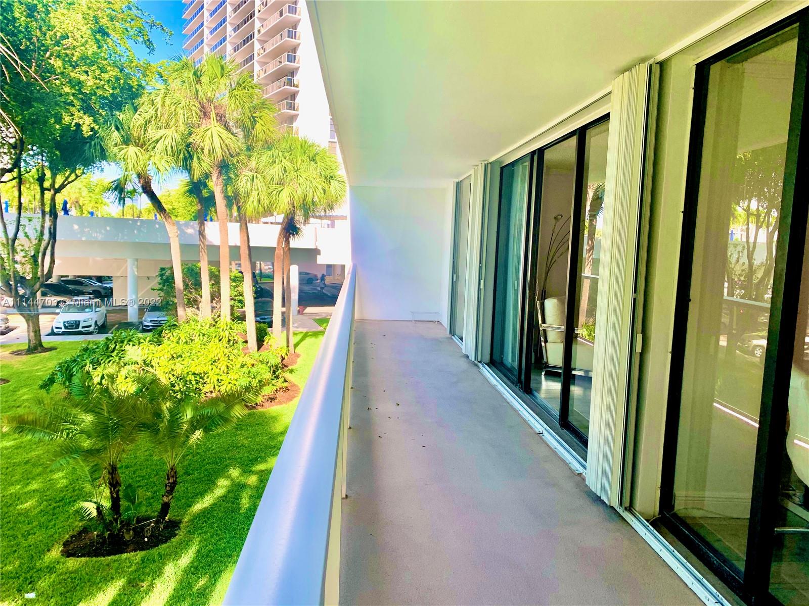 FLAMENCO CONDO TOWER I - Residential