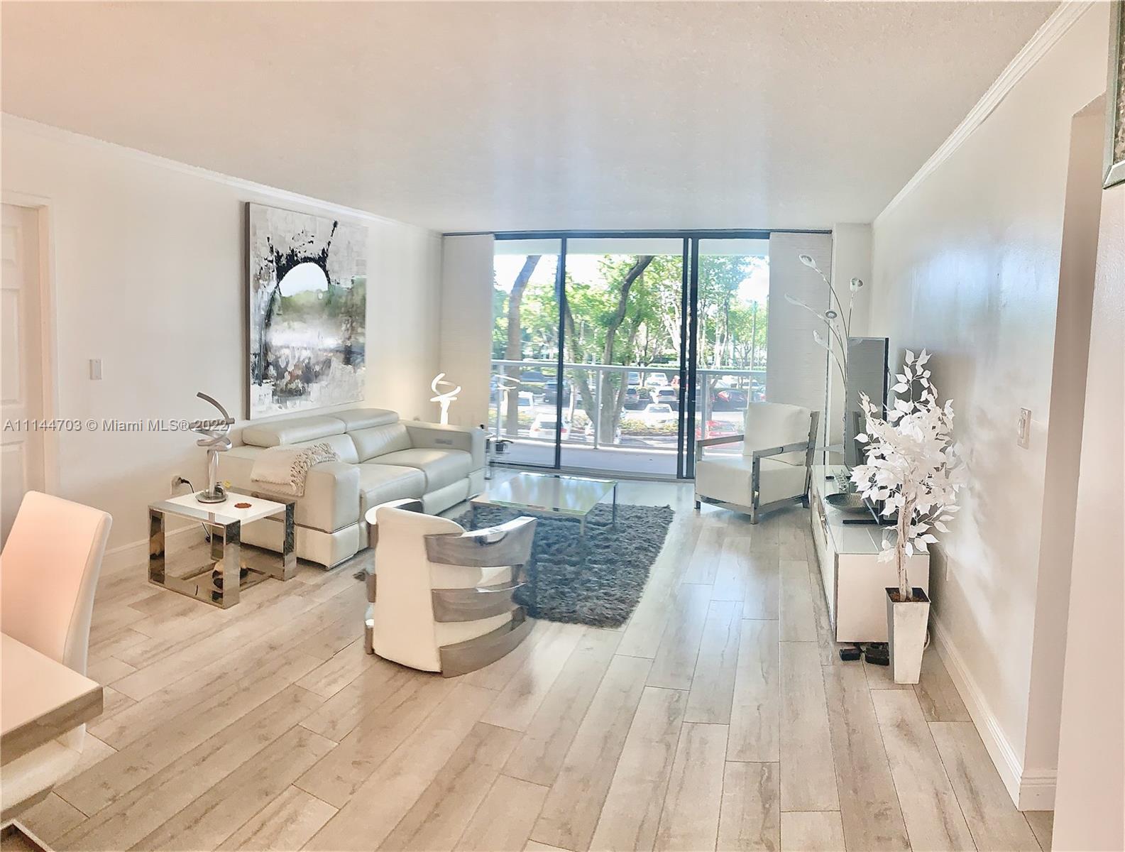 FLAMENCO CONDO TOWER I - Residential
