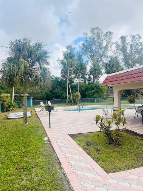 HOLIDAY SPRINGS VILLAGE 4 - Residential
