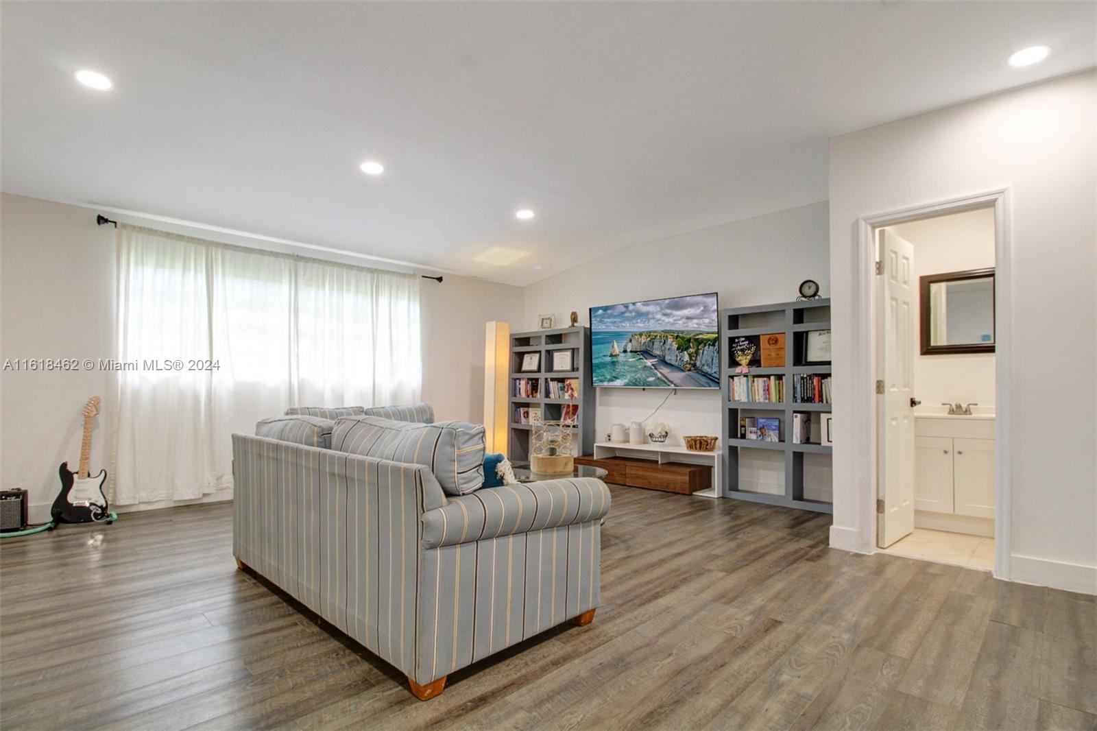 ORCHARD ESTATES - Residential