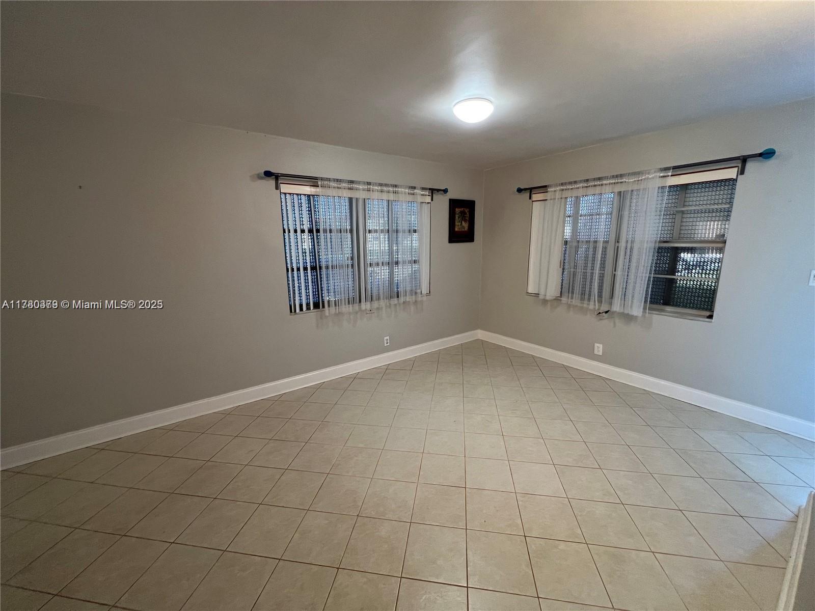 PARK SOUTH SEVEN INC COND - Residential Lease