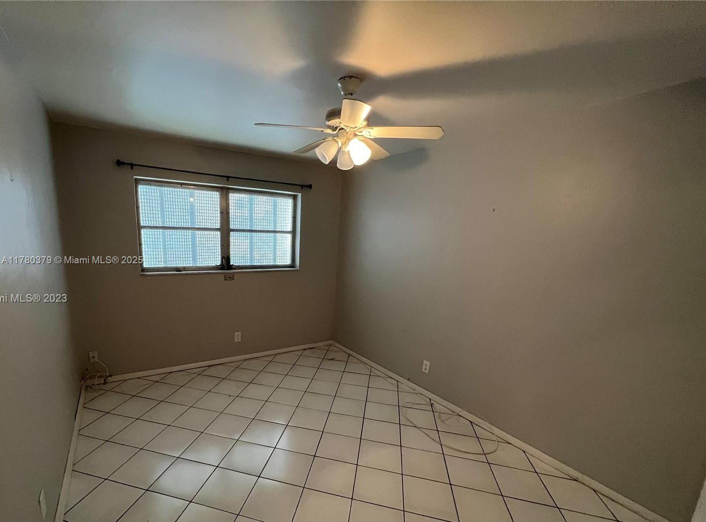 PARK SOUTH SEVEN INC COND - Residential Lease