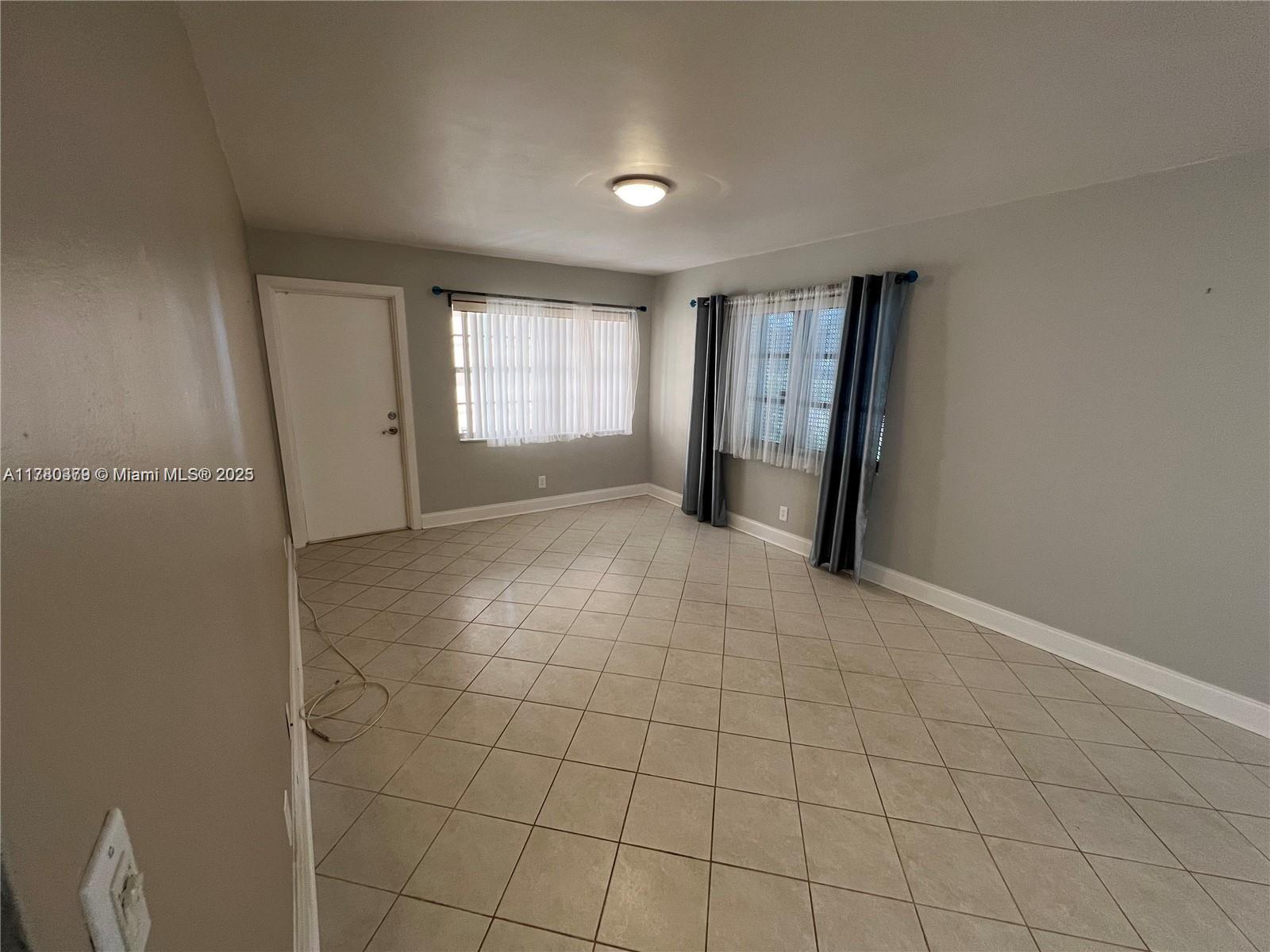 PARK SOUTH SEVEN INC COND - Residential Lease