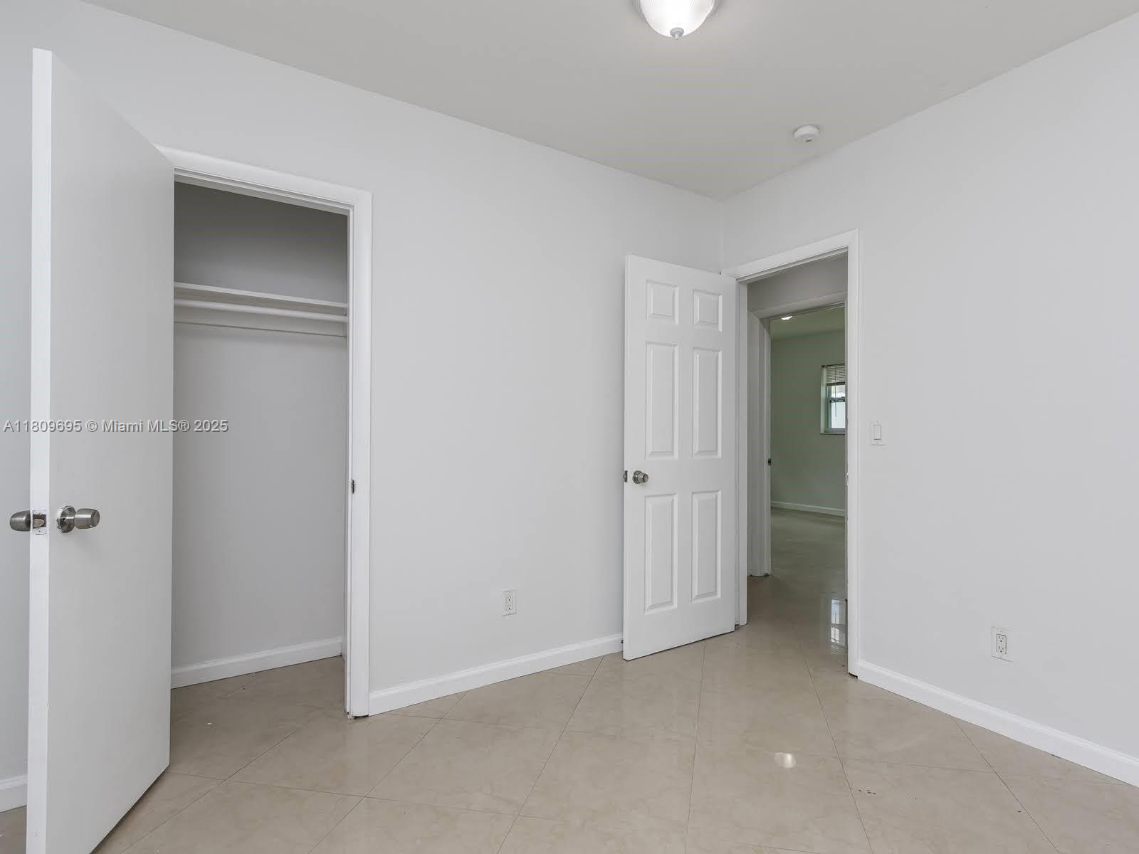 PICKWICK LAKE ESTATES SEC - Residential Lease