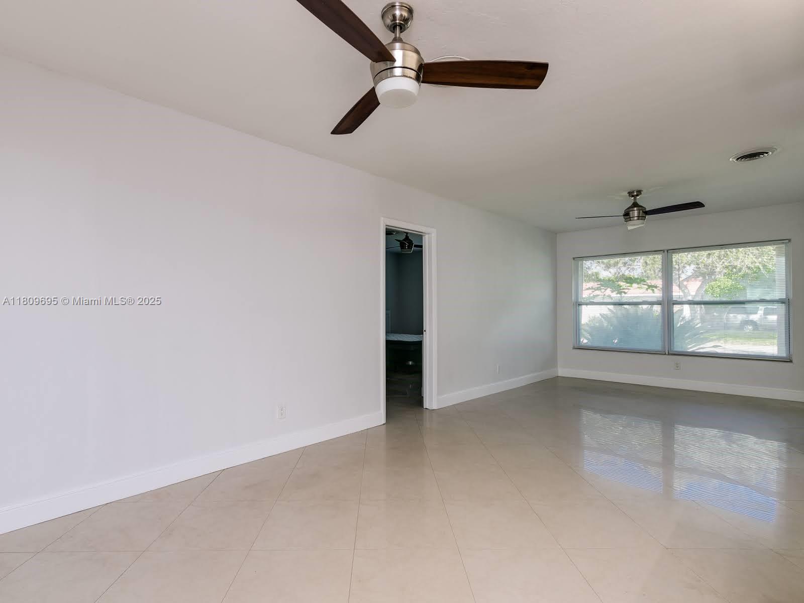 PICKWICK LAKE ESTATES SEC - Residential Lease